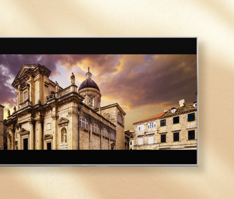 Hisense U8G - See the original movie  image - mobile