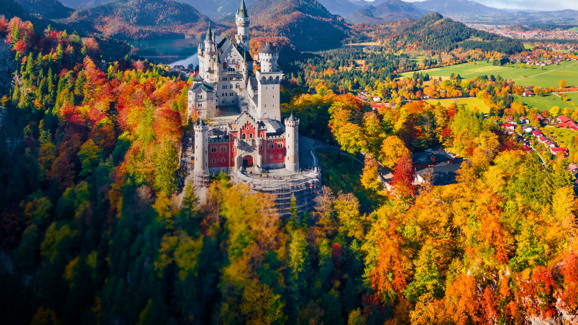 Hisense U8G - Every colour, precise colour vivid colour