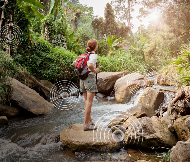 Hisense U8G - Come sit inside the scene - mobile