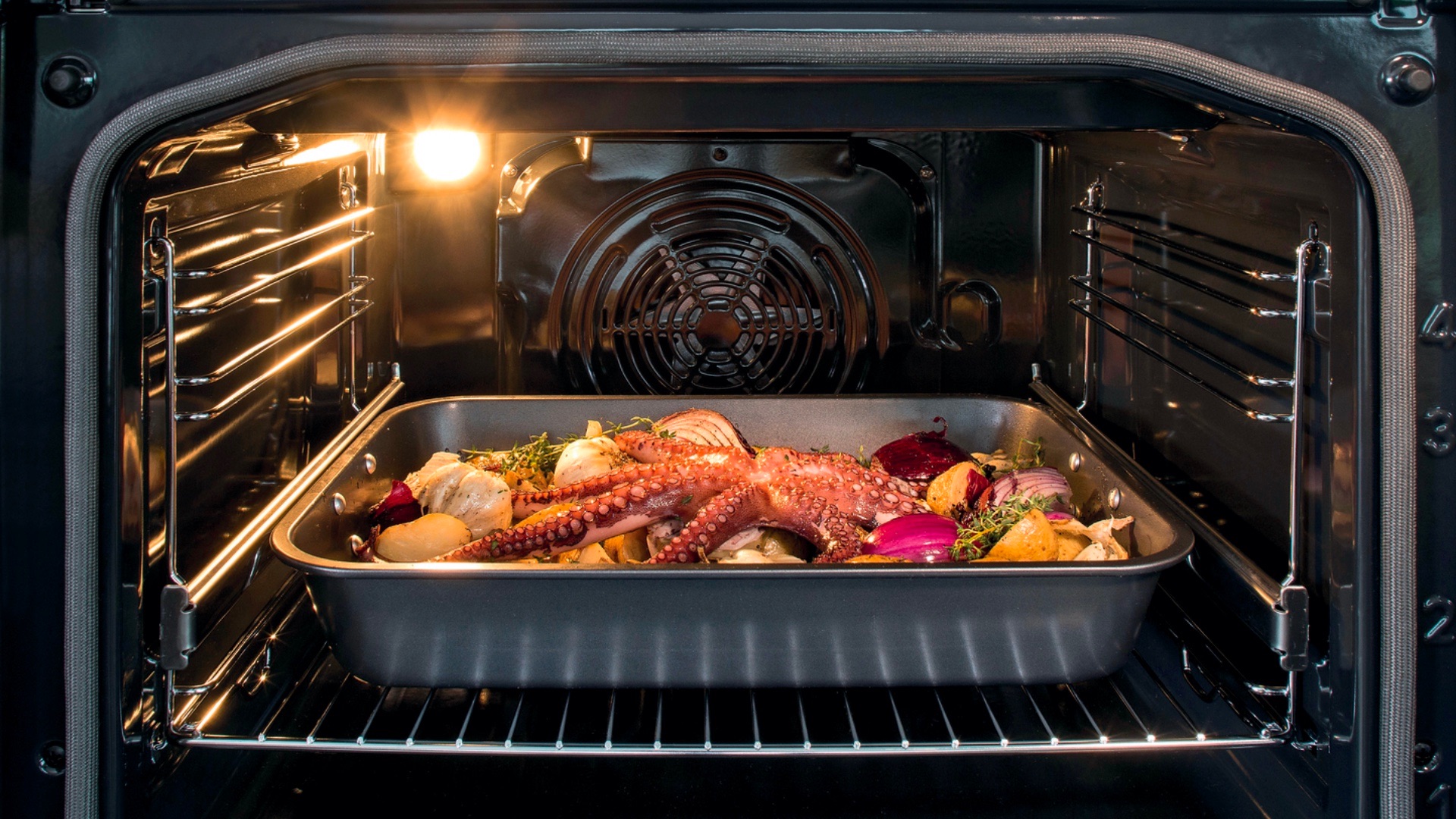 Hisense BI5228PBUK - Even Bake feature image